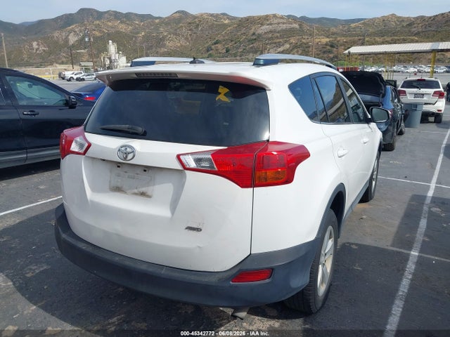 JTMRFREV2ED086085 Toyota Rav4 Xle