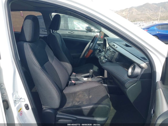 JTMRFREV2ED086085 Toyota Rav4 Xle