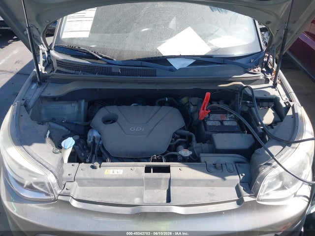 KIA Soul 2016 KNDJN2A28G7279085 Image 10
