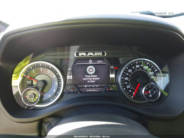 Aukcja sprzedaży 2020 Ram 1500 Big Horn  4x4 5'7 Box, vin: 1C6RRFFG9LN102769, numer aukcji: 45342815