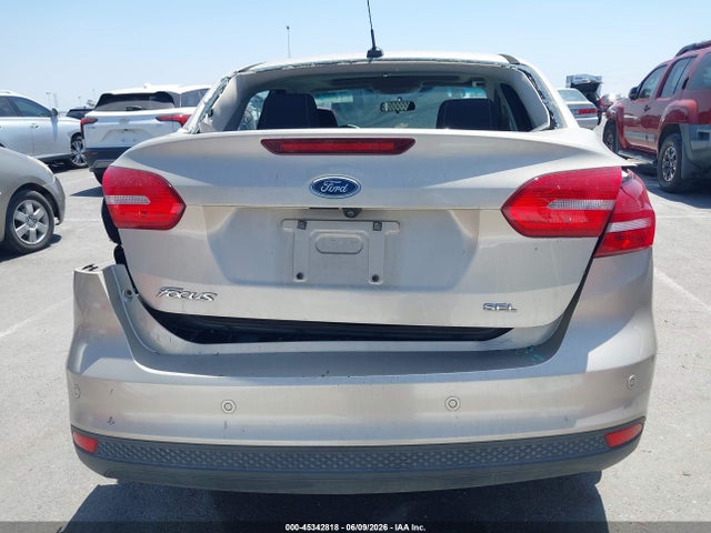 Ford FOCUS SEL 2018 1FADP3H21JL217468 Image 17