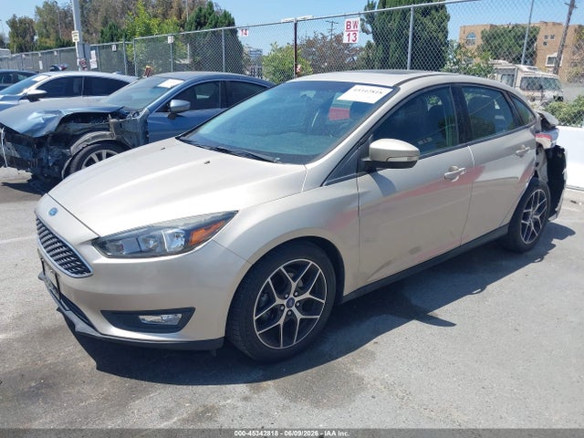 Ford FOCUS SEL 2018 1FADP3H21JL217468 Image 2