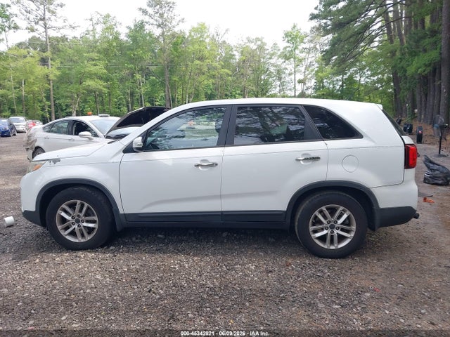 Продаж на аукціоні авто 2014 Kia Sorento Lx, vin: 5XYKT3A65EG459384, номер лоту: 45342821
