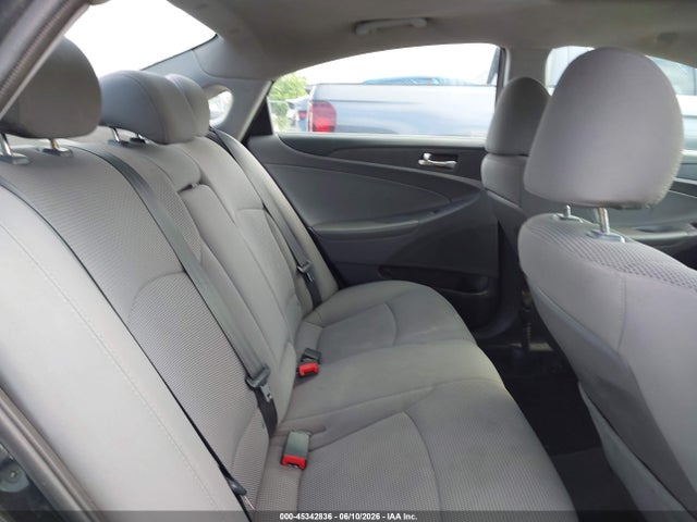 2013 Hyundai Sonata Gls მანქანა იყიდება აუქციონზე, vin: 5NPEB4AC7DH751380, აუქციონის ნომერი: 45342836