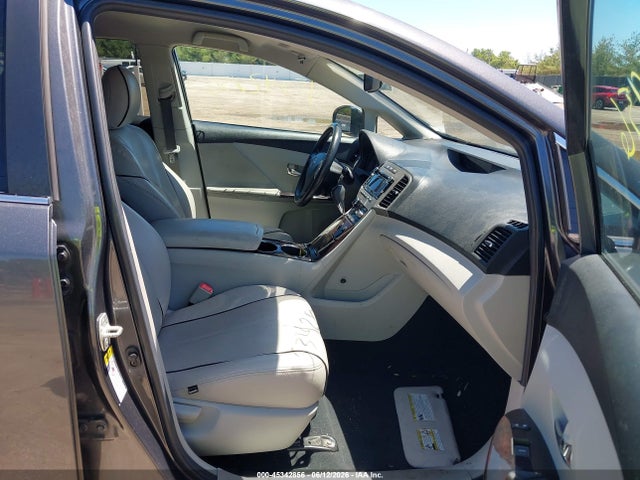 45342856 :رقم المزاد ، 4T3ZA3BB9AU037467 vin ، 2010 Toyota Venza مزاد بيع
