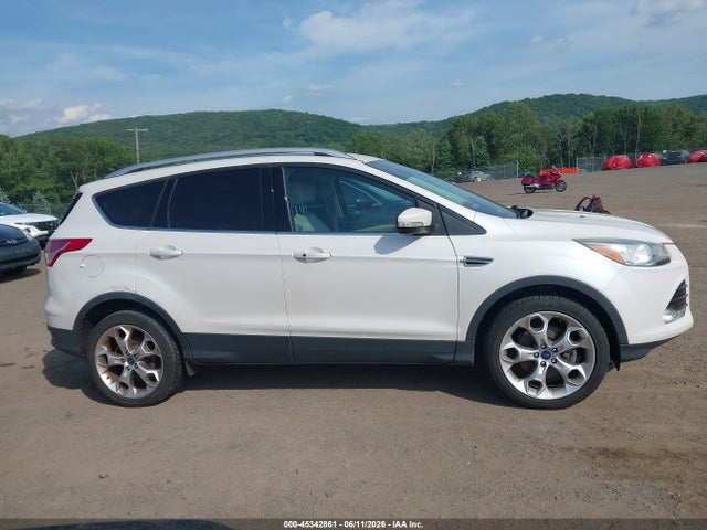 45342861 :رقم المزاد ، 1FMCU9JX8GUB10004 vin ، 2016 Ford Escape Titanium مزاد بيع