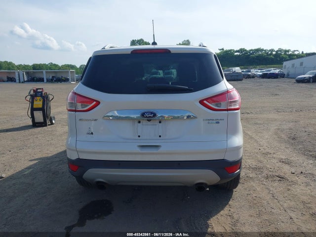 45342861 :رقم المزاد ، 1FMCU9JX8GUB10004 vin ، 2016 Ford Escape Titanium مزاد بيع
