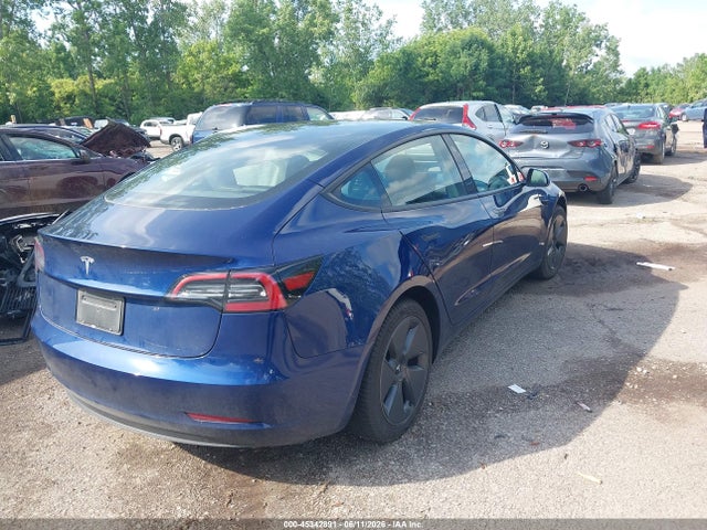 Tesla Model 3 Rear-wheel Drive 2023 5YJ3E1EAXPF682192 Image 4