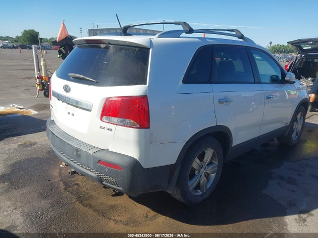 45342900 :رقم المزاد ، 5XYKUDA27DG380703 vin ، 2013 Kia Sorento Ex V6 مزاد بيع