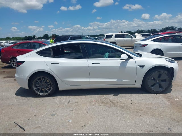 Tesla Model 3 Standard Range Plus Rear-wheel Drive 2021 5YJ3E1EA3MF907760 Image 10