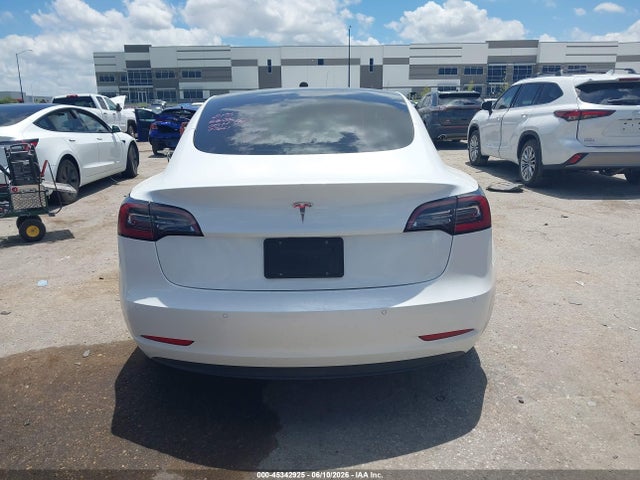 Tesla Model 3 Standard Range Plus Rear-wheel Drive 2021 5YJ3E1EA3MF907760 Image 13