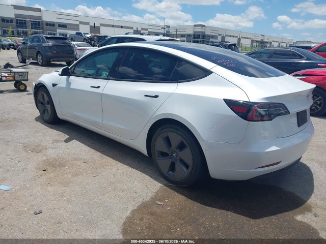 Tesla Model 3 Standard Range Plus Rear-wheel Drive 2021 5YJ3E1EA3MF907760 Image 3