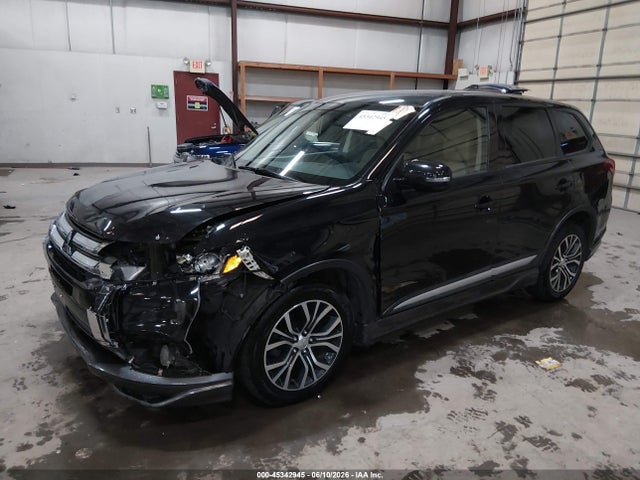 JA4AZ3A33JJ006143 Mitsubishi Outlander Es/le/se/sel