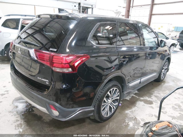 JA4AZ3A33JJ006143 Mitsubishi Outlander Es/le/se/sel
