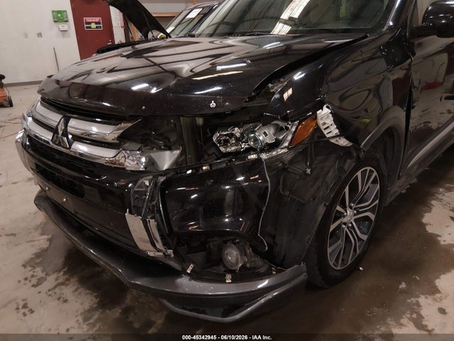 JA4AZ3A33JJ006143 Mitsubishi Outlander Es/le/se/sel