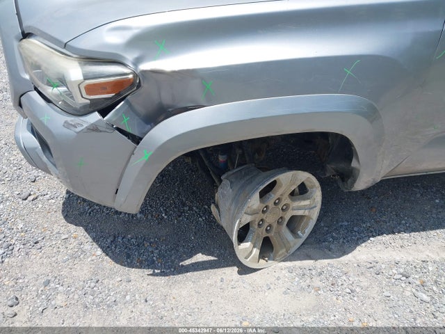 5TFCZ5AN6JX135342 Toyota Tacoma Trd Sport