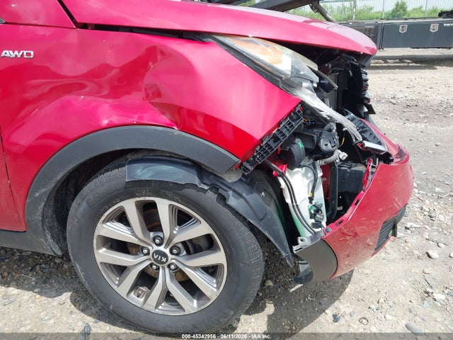 Продажа на аукционе авто 2015 Kia Sportage Lx, vin: KNDPBCAC3F7675683, номер лота: 45342956