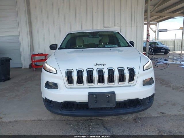 1C4PJMAB4GW313904 Jeep Cherokee Sport