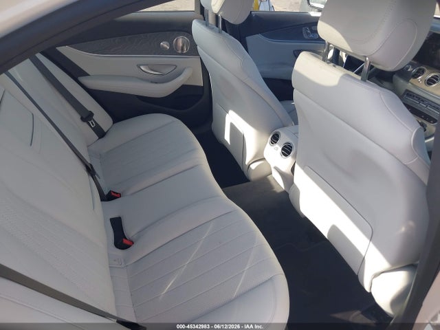 Mercedes-Benz E 350 2023 W1KZF8DB5PB187112 Image 8