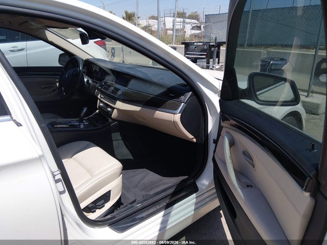 45342993 :رقم المزاد ، WBAXG5C55CDX03831 vin ، 2012 Bmw 528i مزاد بيع