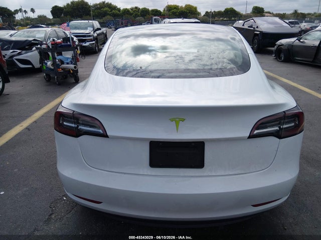 Tesla Model 3 Rear-wheel Drive 2023 5YJ3E1EA2PF431912 Image 16