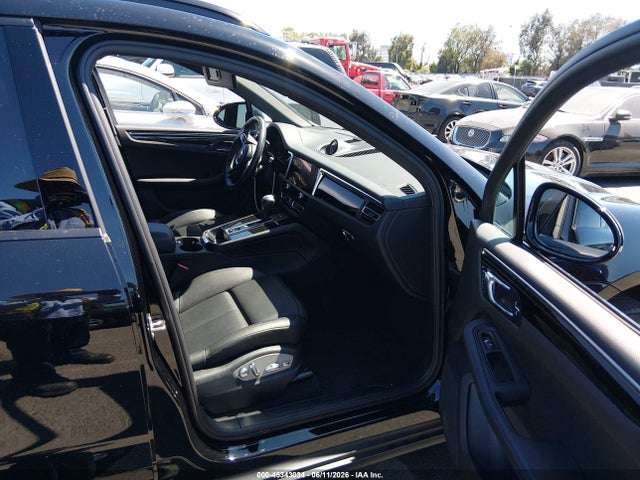 Porsche Macan T 2023 WP1AA2A58PLB16982 Image 5