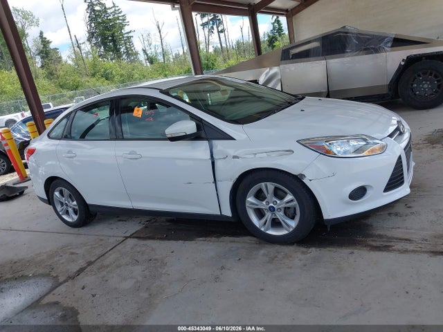1FADP3F20EL321815 Ford FOCUS SE