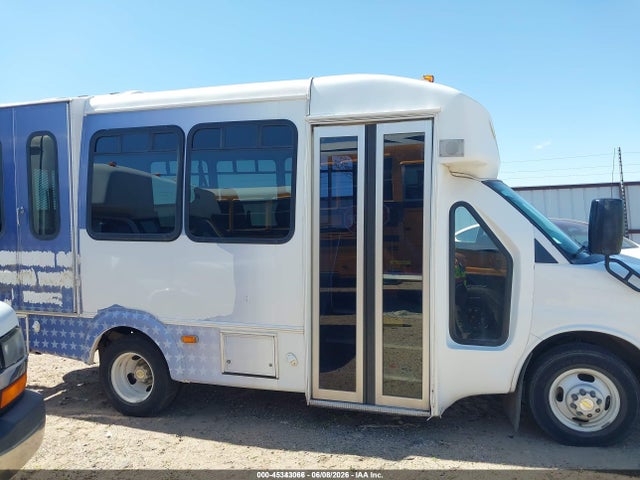 1GB3GRBL3G1230662 Chevrolet Express Cutaway 3500 Diesel