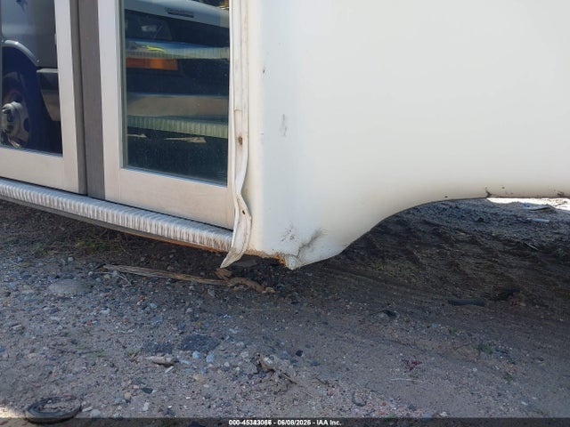 1GB3GRBL3G1230662 Chevrolet Express Cutaway 3500 Diesel