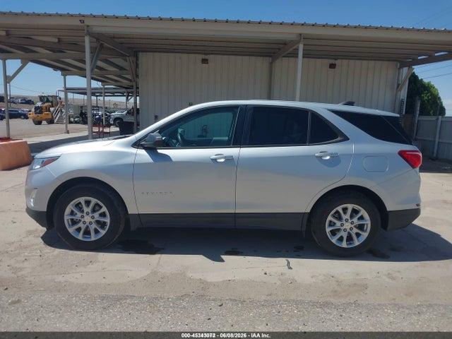 Chevrolet EQUINOX LS 2018 2GNAXREV4J6321404 Image 18