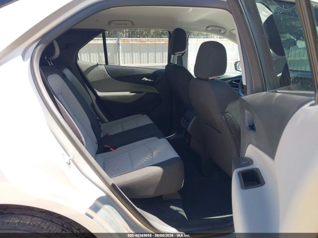 Chevrolet EQUINOX LS 2018 2GNAXREV4J6321404 Image 8