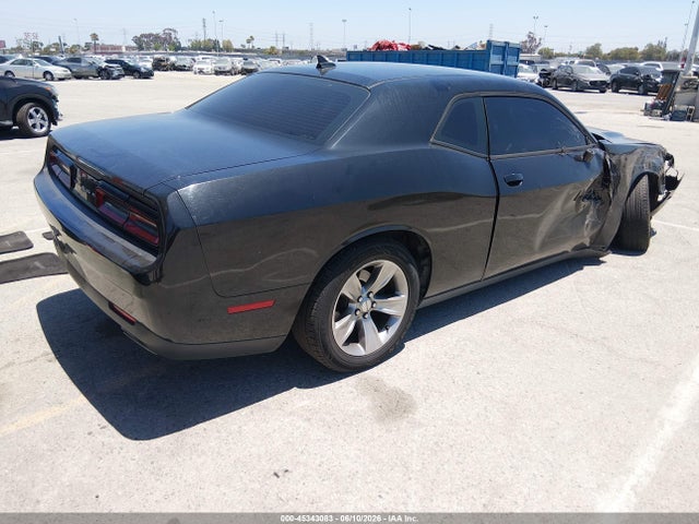 2C3CDZAG2FH910694 Dodge Challenger Sxt