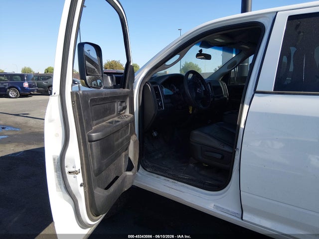 Продажа на аукционе авто 2017 Ram 3500 Tradesman  4x4 8' Box, vin: 3C63R3GL9HG534293, номер лота: 45343086