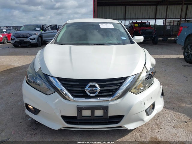 45343105 :رقم المزاد ، 1N4AL3AP0HC252372 vin ، 2017 Nissan Altima 2.5 Sr مزاد بيع