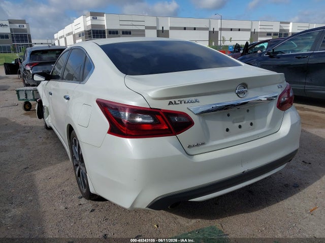 45343105 :رقم المزاد ، 1N4AL3AP0HC252372 vin ، 2017 Nissan Altima 2.5 Sr مزاد بيع