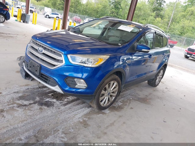 Ford Escape Titanium 2017 1FMCU9J98HUA83230 Image 2