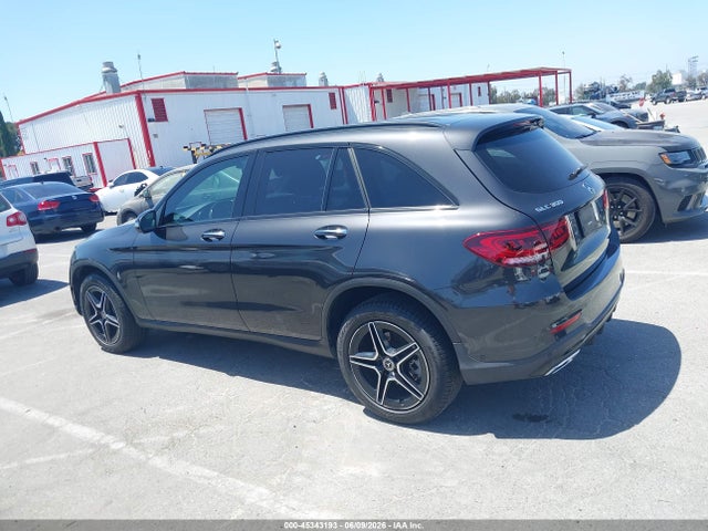 45343193 :رقم المزاد ، W1N0G8EB4MF941080 vin ، 2021 Mercedes-benz Glc 300 4matic Suv مزاد بيع
