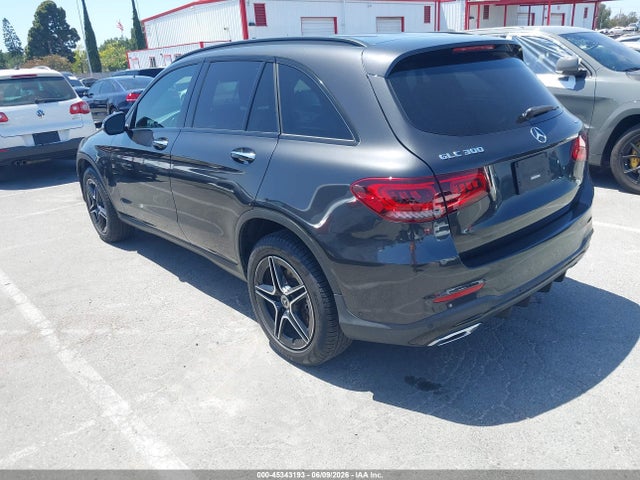 45343193 :رقم المزاد ، W1N0G8EB4MF941080 vin ، 2021 Mercedes-benz Glc 300 4matic Suv مزاد بيع