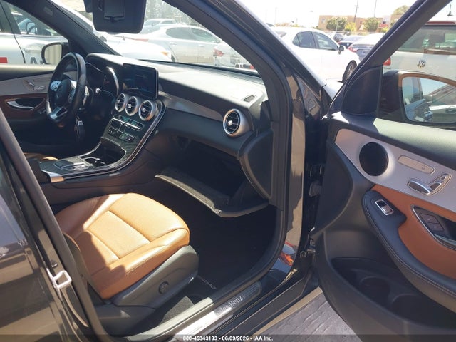 45343193 :رقم المزاد ، W1N0G8EB4MF941080 vin ، 2021 Mercedes-benz Glc 300 4matic Suv مزاد بيع