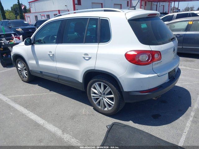 45343245 :رقم المزاد ، WVGBV7AX6BW534596 vin ، 2011 Volkswagen Tiguan Sel مزاد بيع