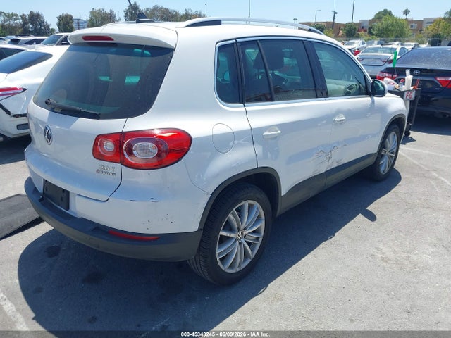 45343245 :رقم المزاد ، WVGBV7AX6BW534596 vin ، 2011 Volkswagen Tiguan Sel مزاد بيع