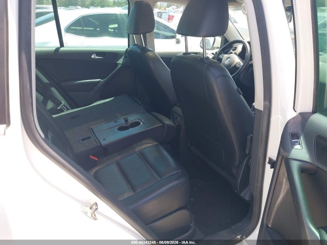 45343245 :رقم المزاد ، WVGBV7AX6BW534596 vin ، 2011 Volkswagen Tiguan Sel مزاد بيع
