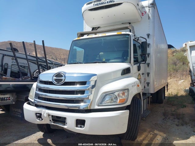 Hino 268/338 2019 5PVNV8JV1K4S58586 Image 2