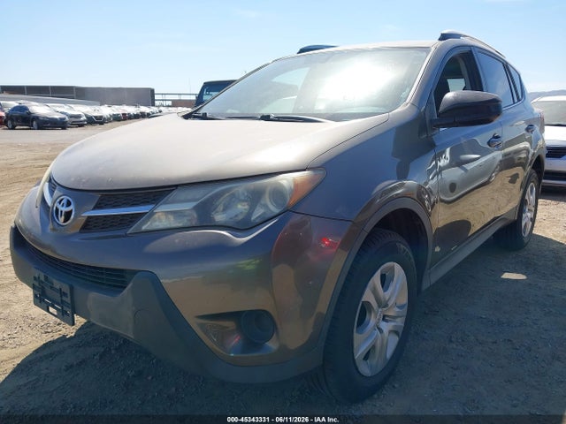 45343331 :رقم المزاد ، 2T3ZFREVXFW202136 vin ، 2015 Toyota Rav4 Le مزاد بيع