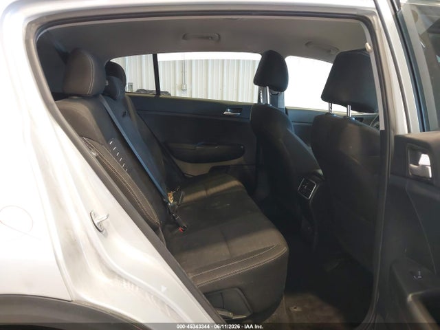 KIA Sportage Lx 2018 KNDPMCAC9J7354430 Image 8