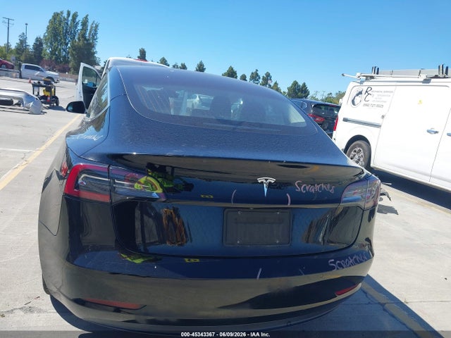 45343367 :رقم المزاد ، 5YJ3E1EA6KF306100 vin ، 2019 Tesla Model 3 Long Range/mid Range/standard Range/standard Range Plus مزاد بيع