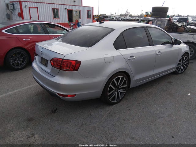 3VW4T7AJ3EM381420 Volkswagen Jetta Gli Autobahn W/nav