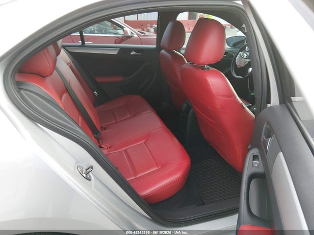 3VW4T7AJ3EM381420 Volkswagen Jetta Gli Autobahn W/nav