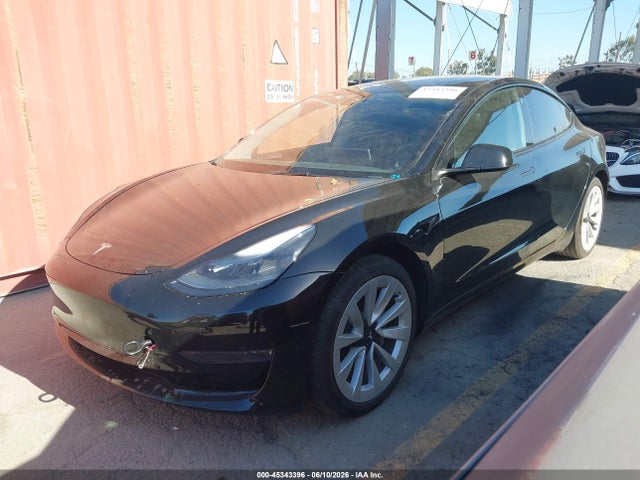 45343396 :رقم المزاد ، 5YJ3E1EA0MF096614 vin ، 2021 Tesla Model 3 Standard Range Plus Rear-wheel Drive مزاد بيع