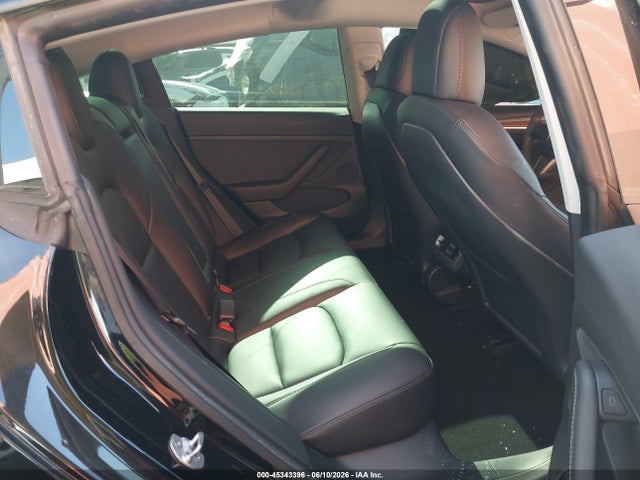 45343396 :رقم المزاد ، 5YJ3E1EA0MF096614 vin ، 2021 Tesla Model 3 Standard Range Plus Rear-wheel Drive مزاد بيع